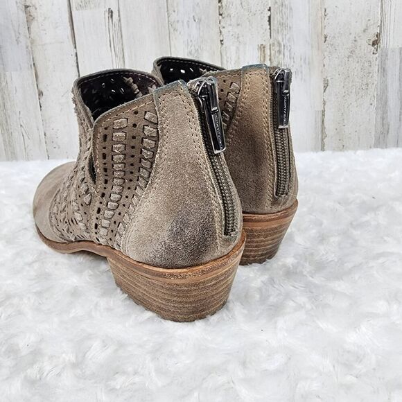 Vince Camuto Suede Ankle Booties Tan Size 8.5 - Picture 4 of 11